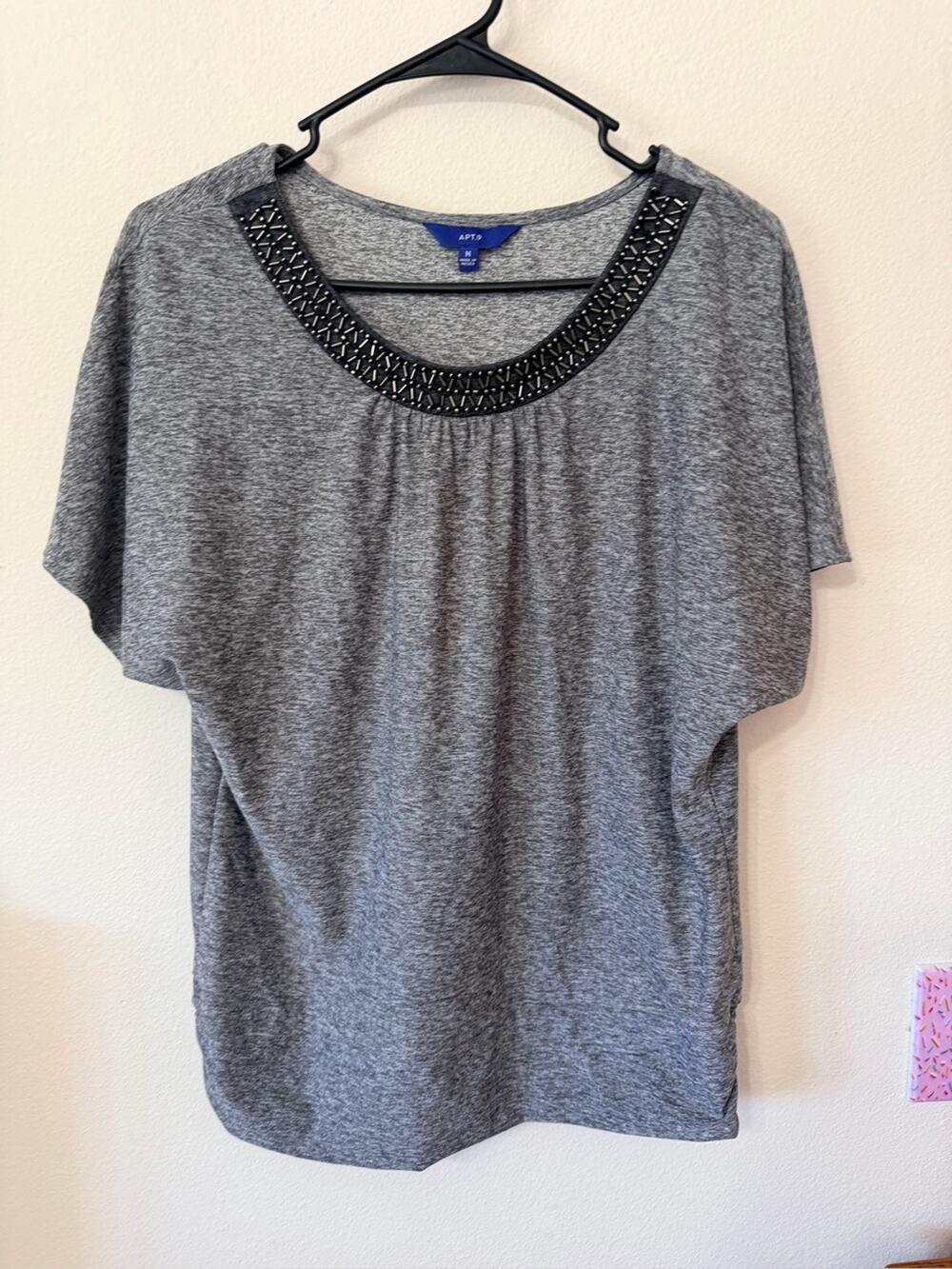 Apt.9 beaded collar top size M NWOT!